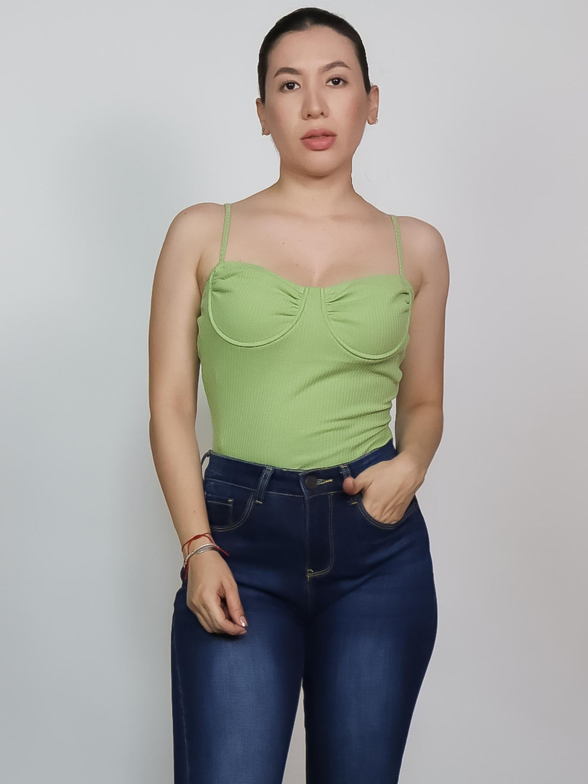 Pantiblusa de tirantes verde
