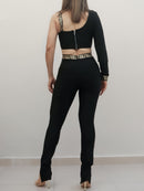 Conjunto negro Versa
