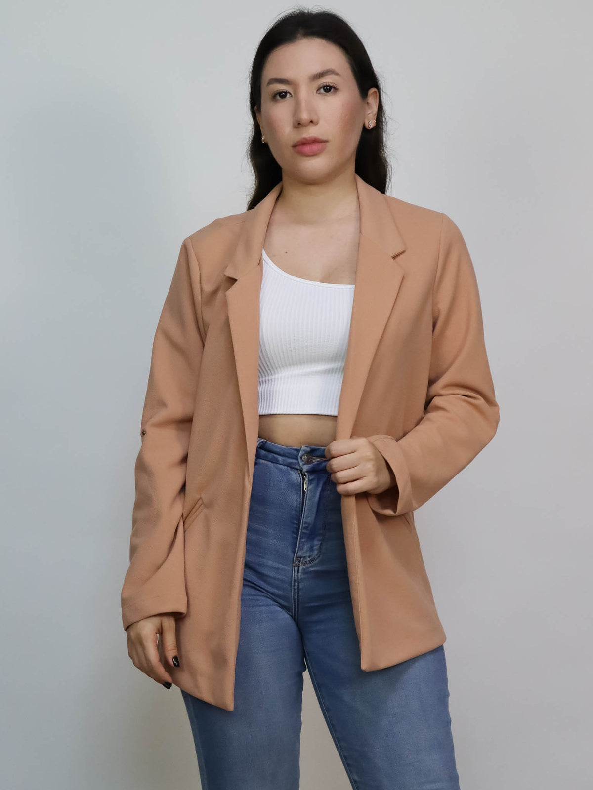 Blazer moca manga abotonable