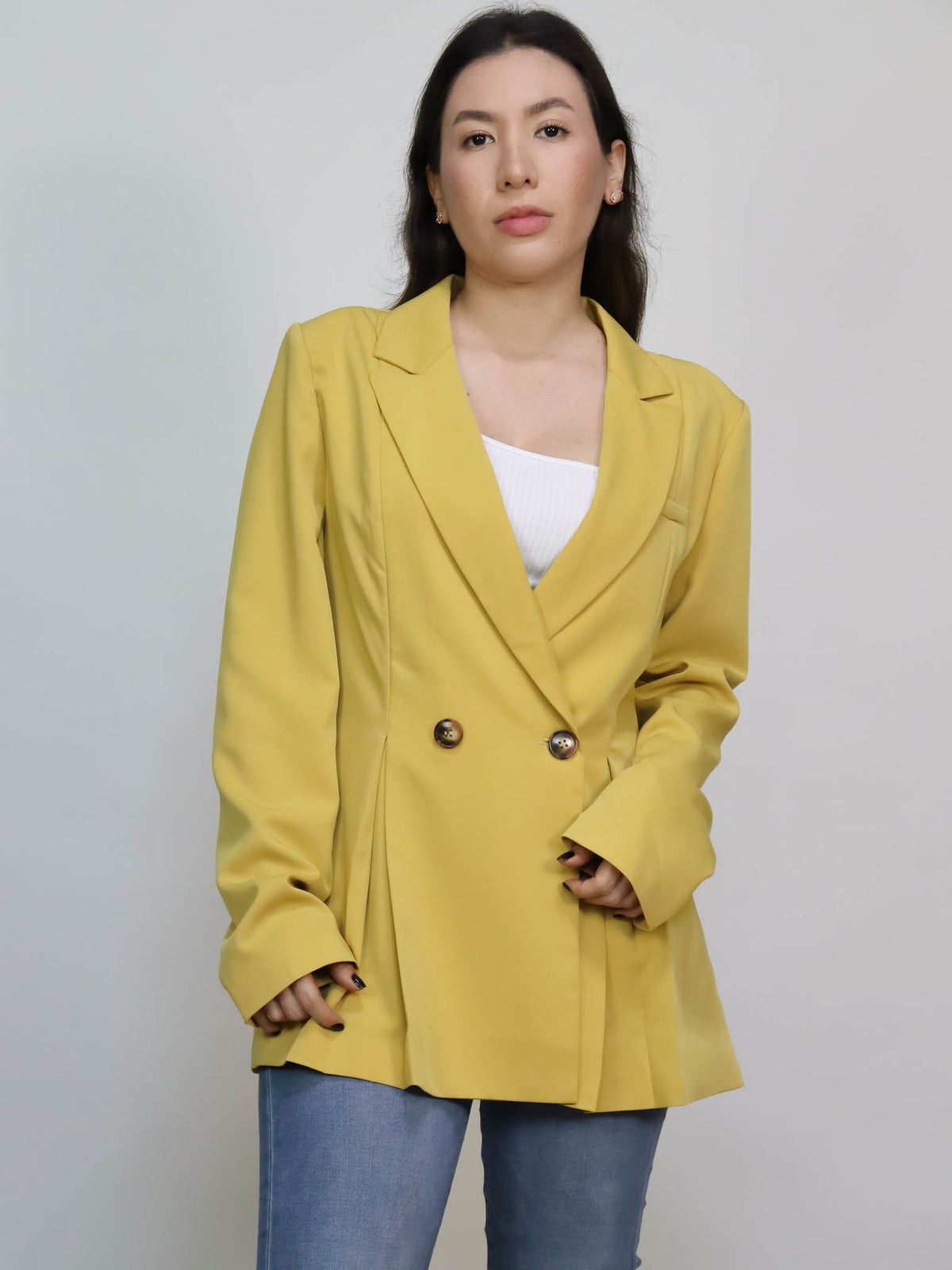 Saco amarillo abertura