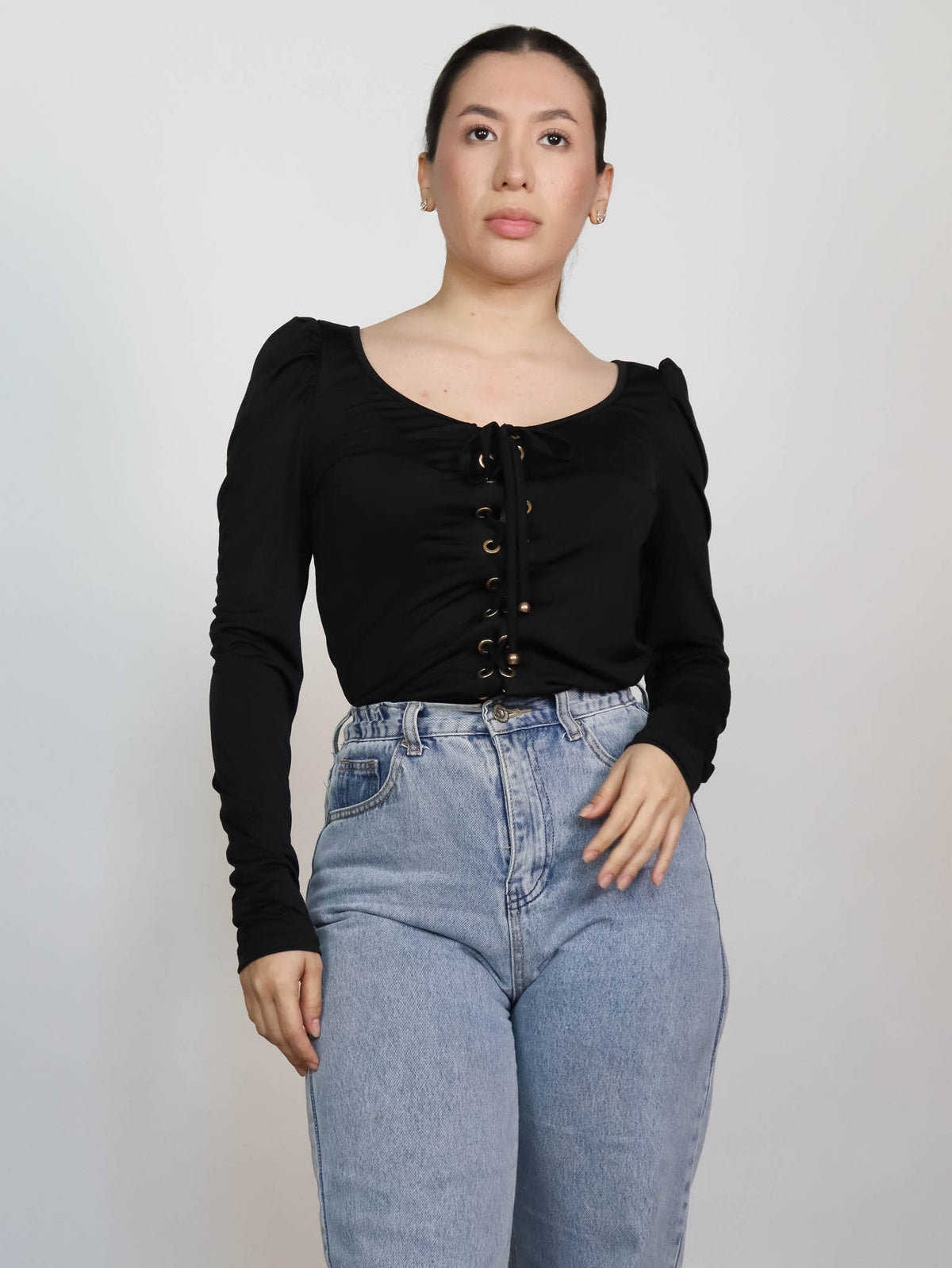 Pantiblusa argollas