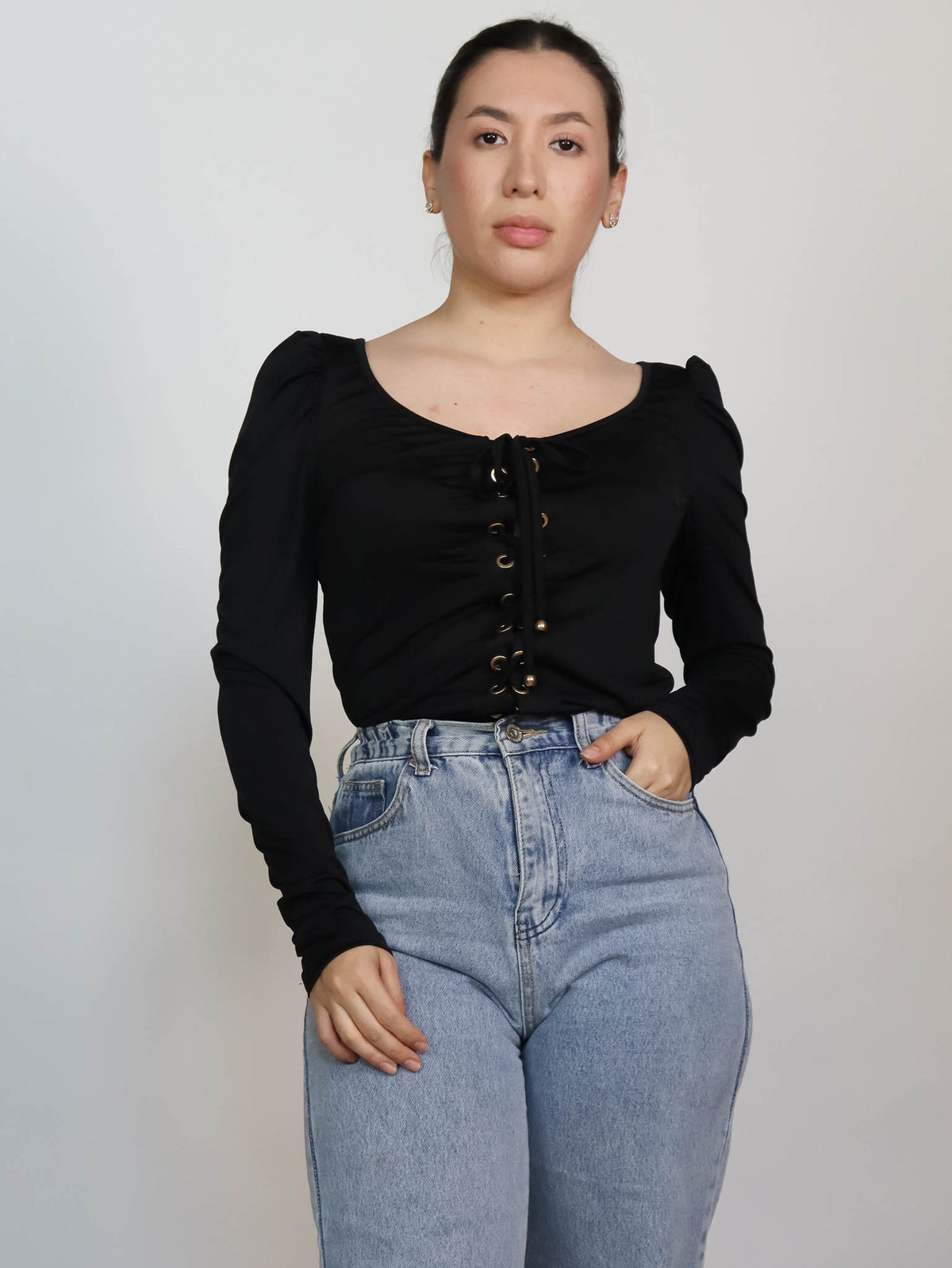 Pantiblusa argollas