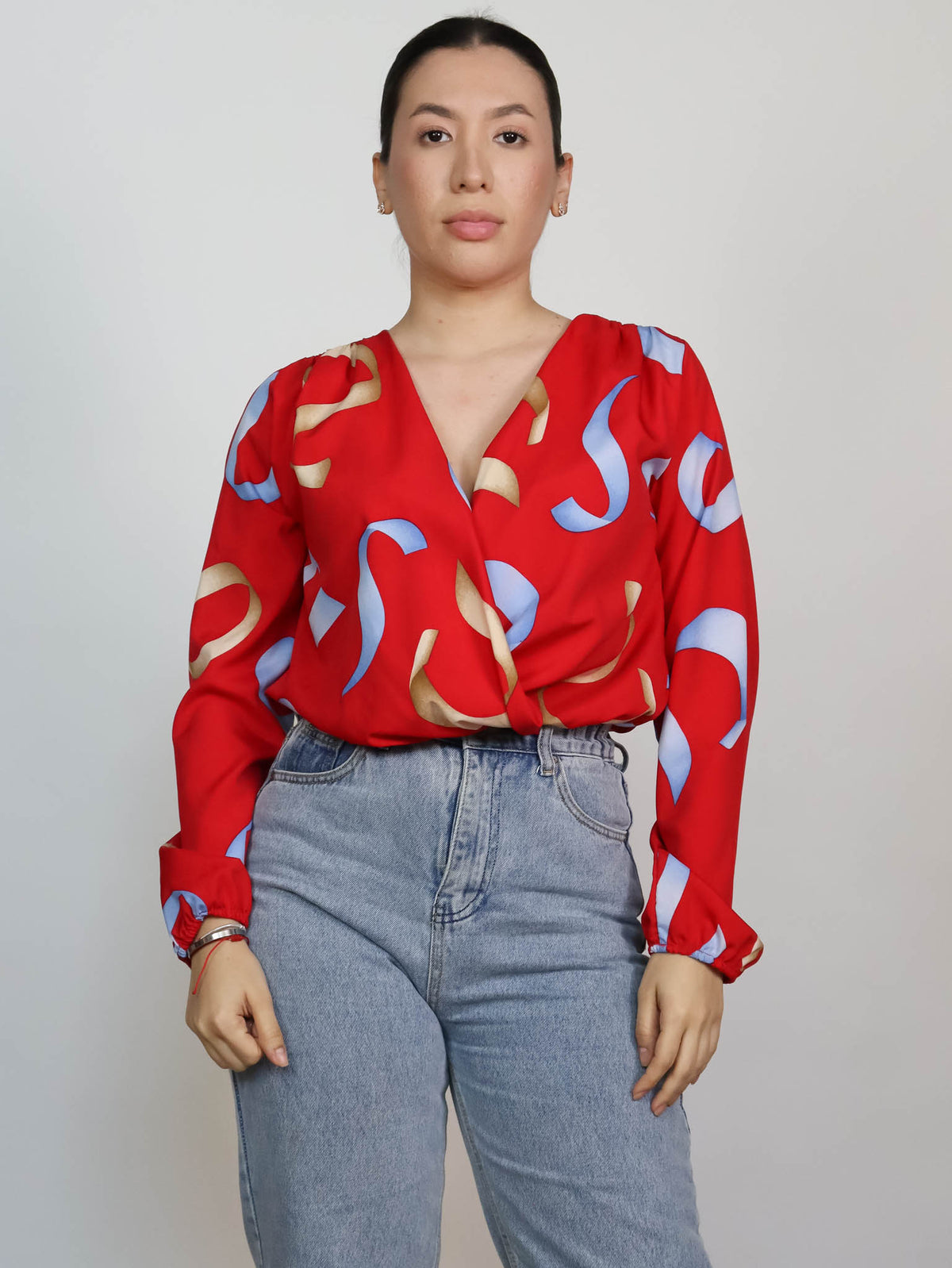 Pantiblusa manga roja
