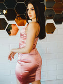 Vestido rosa asimétrico