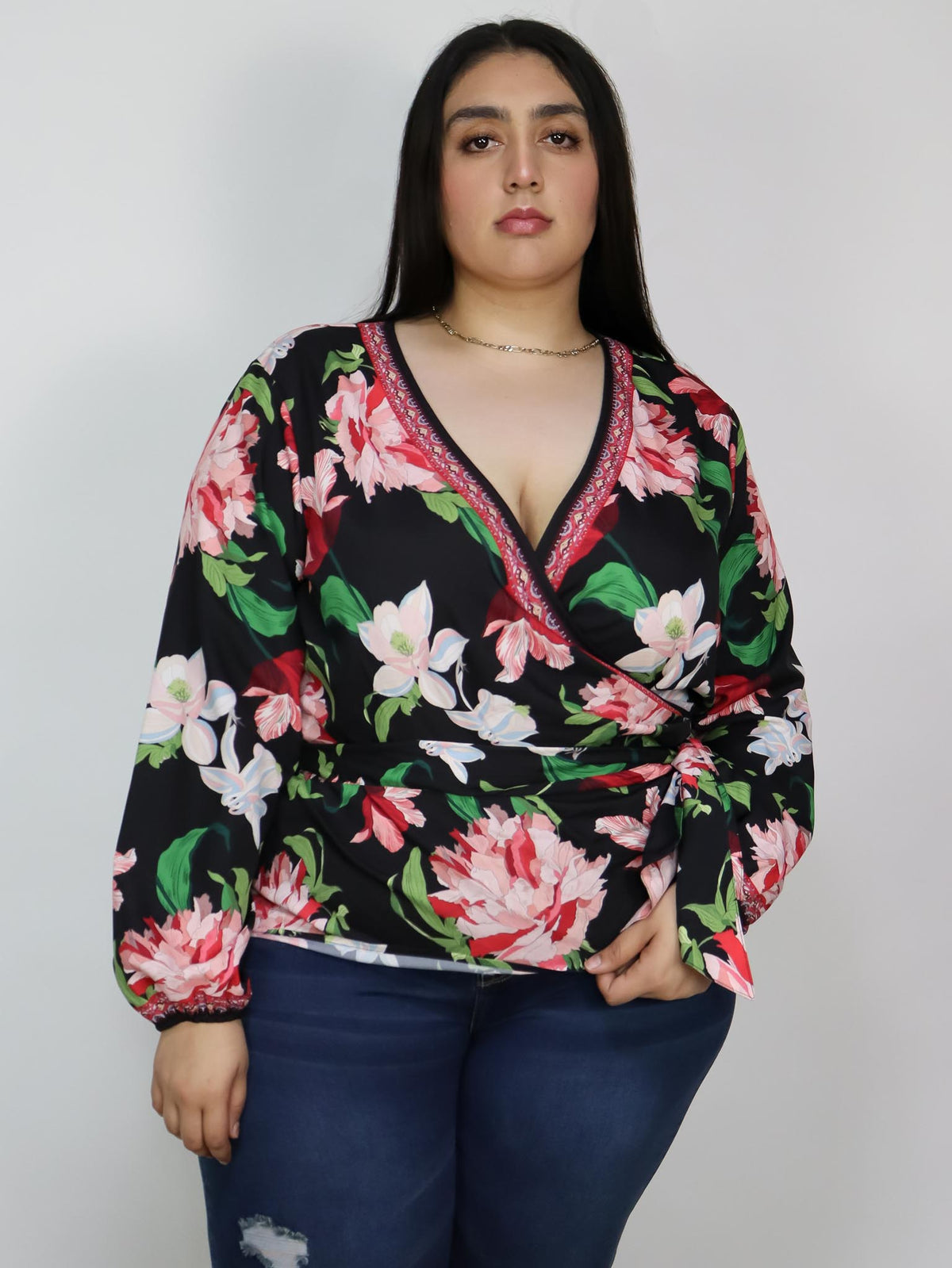 Blusa estampada flores rojas