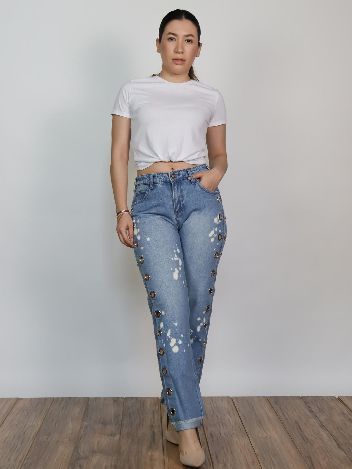 Pantalón con aros laterales