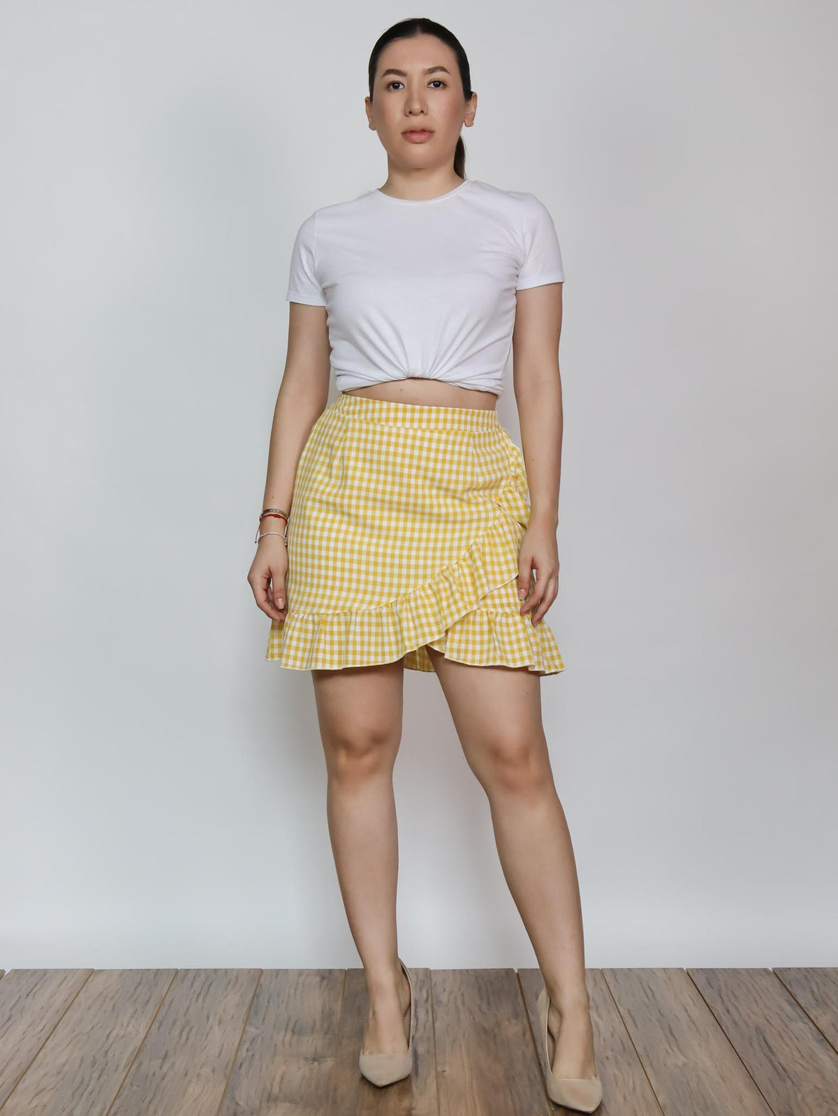 Falda cuadrada olan